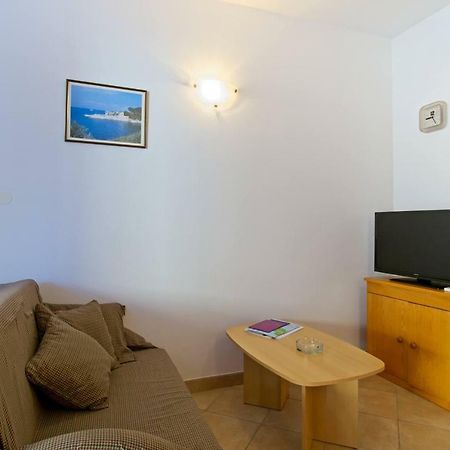 Apartmani Dorita Mali Losinj Exterior photo