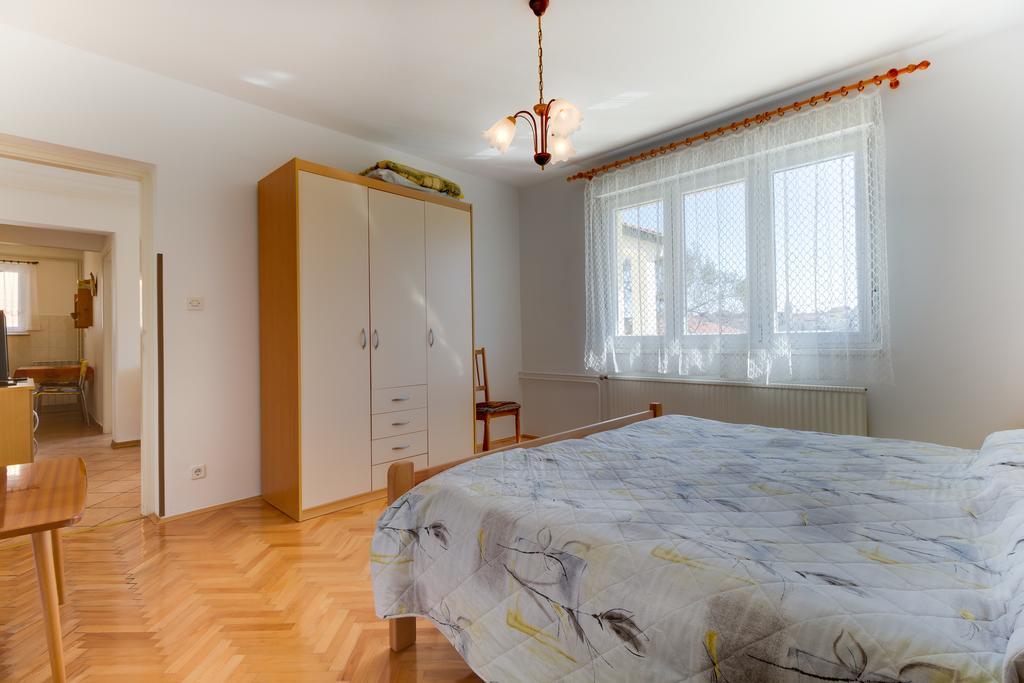 Apartmani Dorita Mali Losinj Exterior photo