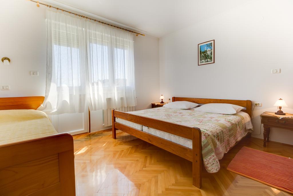 Apartmani Dorita Mali Losinj Exterior photo
