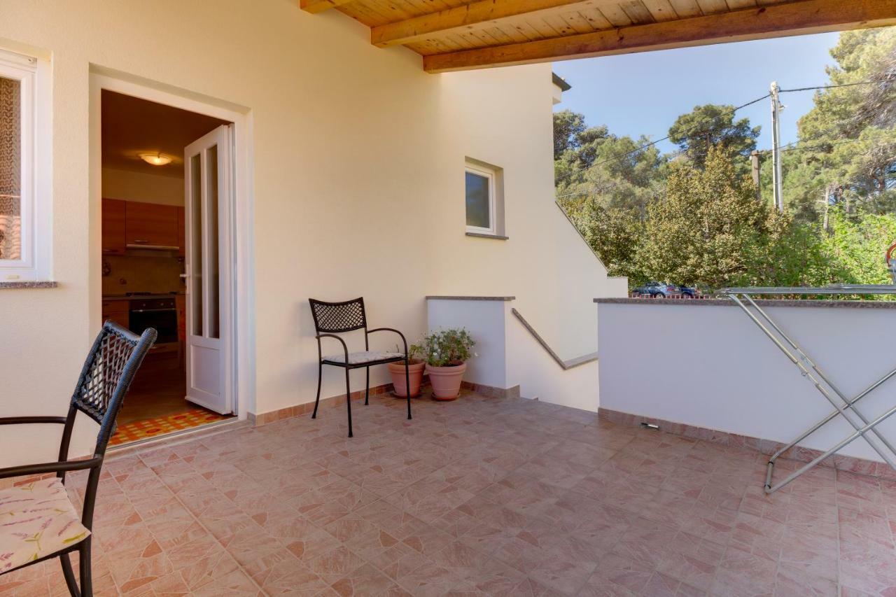 Apartmani Dorita Mali Losinj Exterior photo