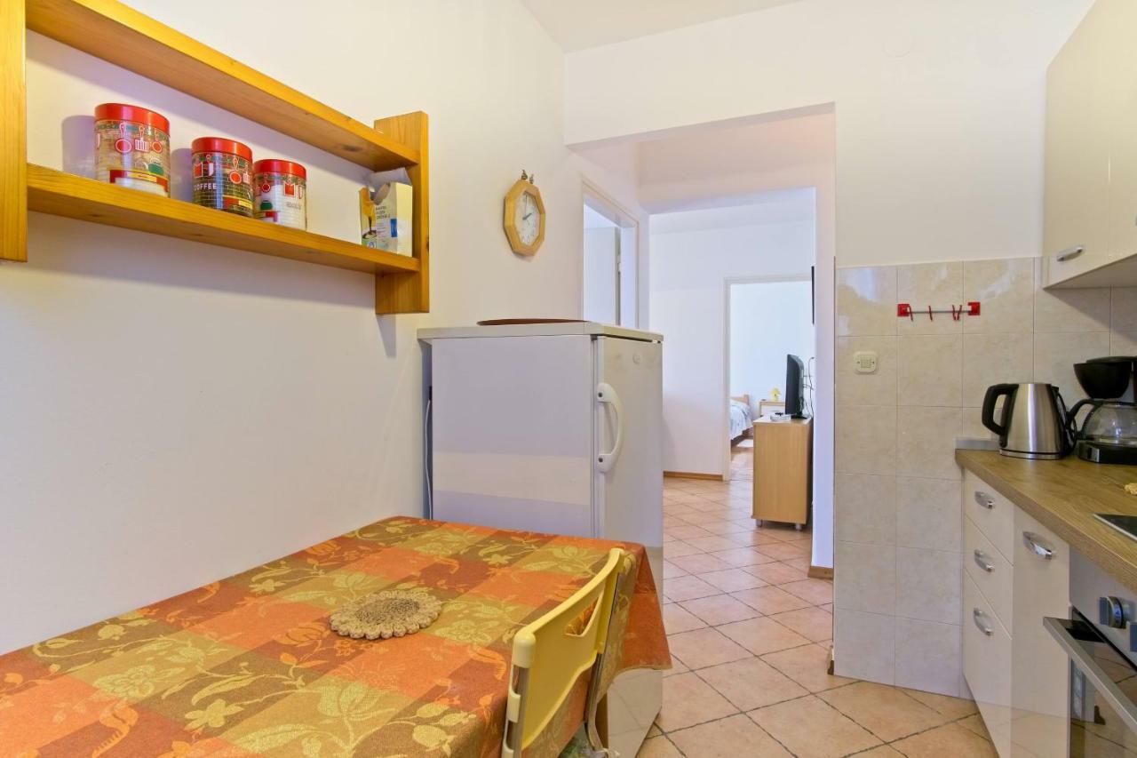 Apartmani Dorita Mali Losinj Exterior photo