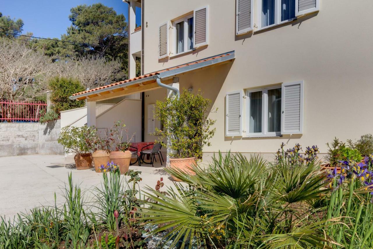 Apartmani Dorita Mali Losinj Exterior photo